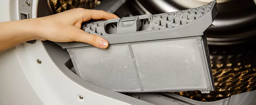 Signs Of A Clogged Dryer Lint Trap in Johnston, Iowa
